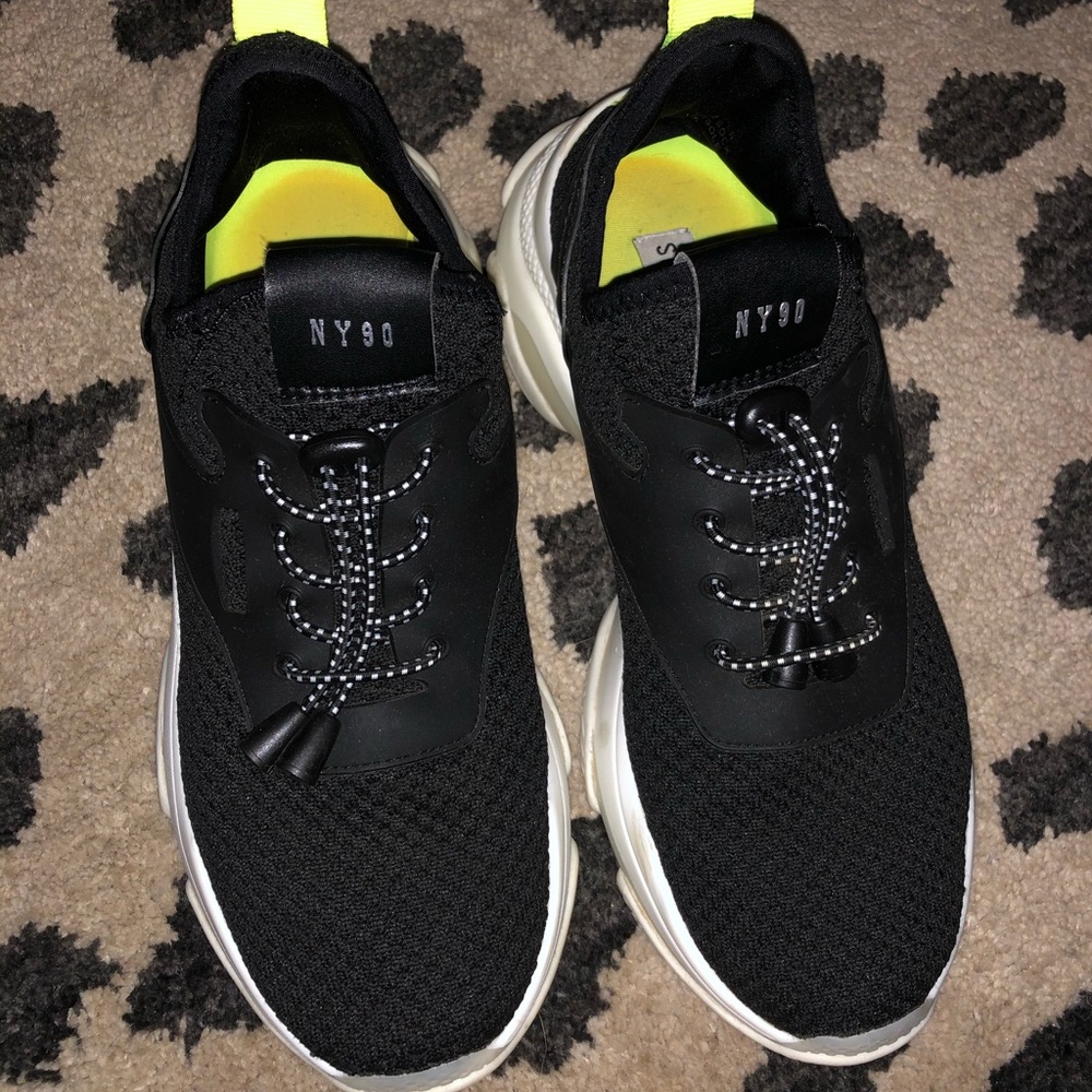 Steve Madden sneakers